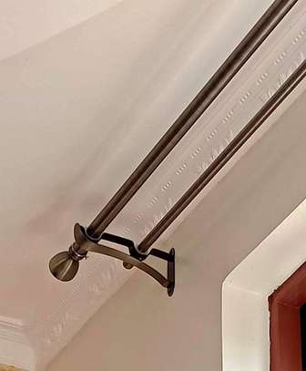 STRONG ADJUSTABLE CURTAIN RODS image 3