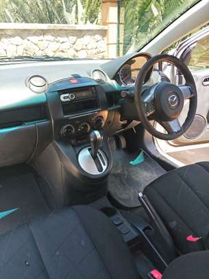 Mazda Demio image 3
