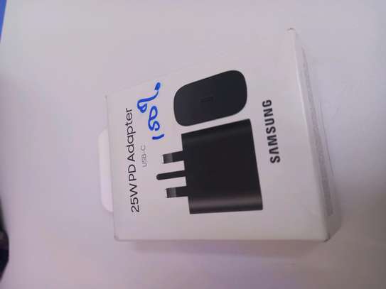 Samsung 25WPD Travel Adapter USB-C - Black image 3