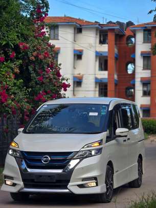 Nissan Serena E-Power Highway Star 2019 White image 4