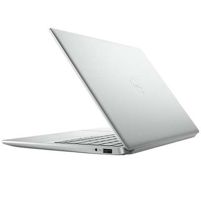 Dell XPS 13 Intel Core i7 7th gen, 8GB, 256gb SSD, Touch image 5