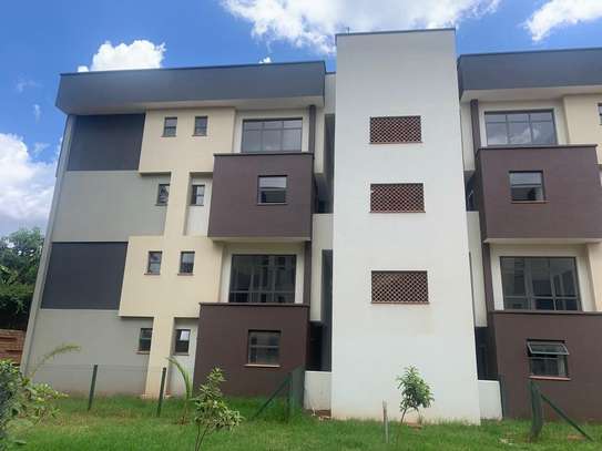4 Bed Apartment with En Suite in Rosslyn image 1