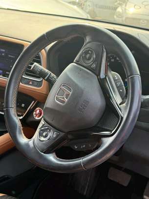 Honda Vezel Hybrid redwine 2018 image 3