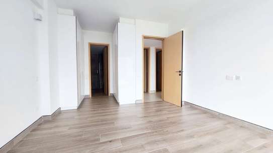 2 Bed Apartment with En Suite in Kilimani image 6