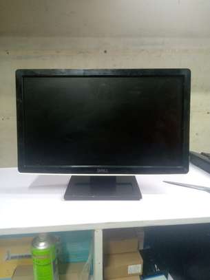 22 inch dell monitor (wide) with HDMI Port. image 2