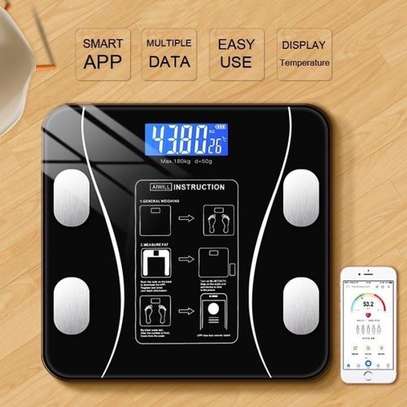 Bluetooth Rechargeable Smart Body Fat Scale - Black image 3
