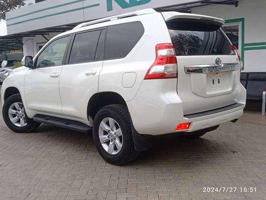 Toyota Prado Year 2017 KDR 2700 CC Petrol Pearl White image 7