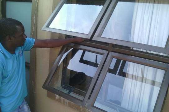 House window glass repair and replacement Nairobi image 12
