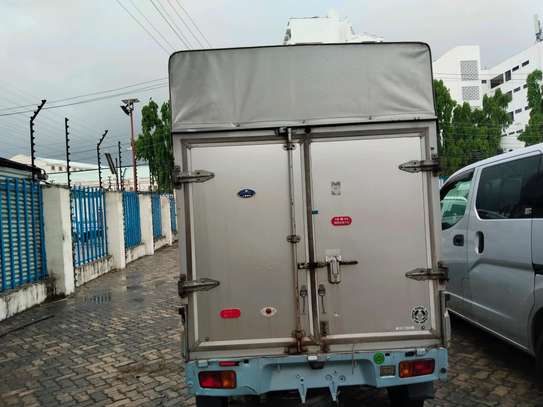 Daihatsu hijet pickup closed body on sale image 3
