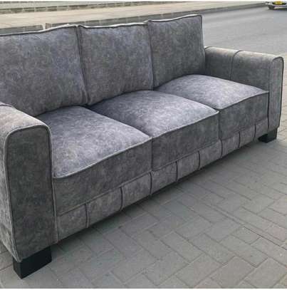 3 seater couch/sofa image 1