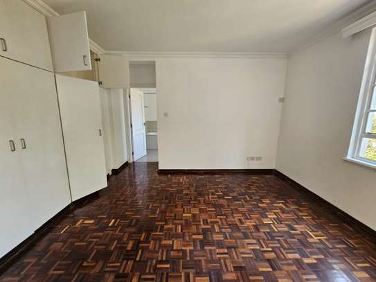 3 Bed Apartment with En Suite in Muthaiga image 9