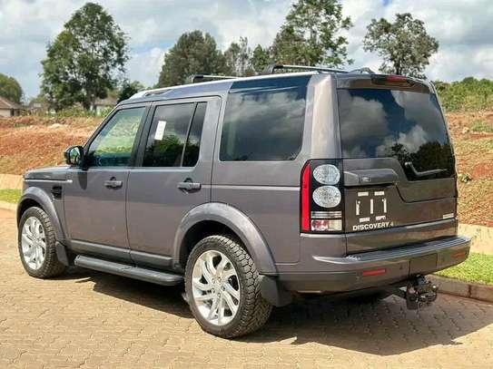 2016 Land Rover discovery landmark in Kenya image 8