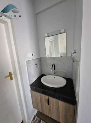 1 Bed Apartment with Gym in Naivasha Road image 3