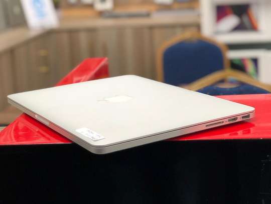 MacBook Pro Early 2015 13" Core i7 3.1GHz 8GB RAM 128GB SSD image 4