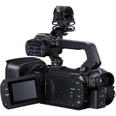 Canon XA55 UHD 4K30 Camcorder with Dual-Pixel Autofocus image 3