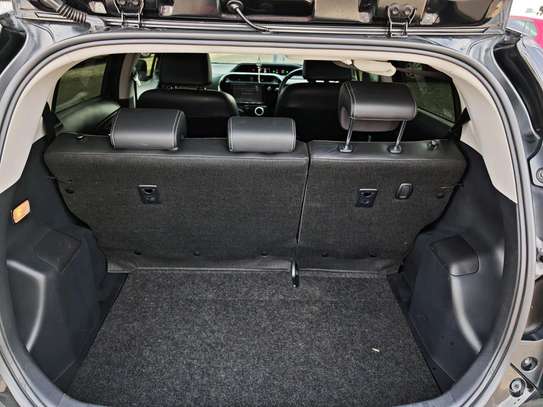 2018 TOYOTA AQUA HYBRID, FULL LEATHER UPHOLSTERY image 9