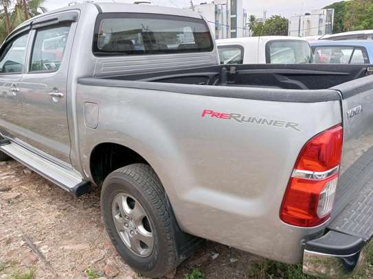 TOYOTA HILUX DOUBLE CABIN 2015 image 6