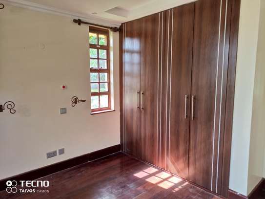 5 Bed House with En Suite at Off Runda Rd image 10