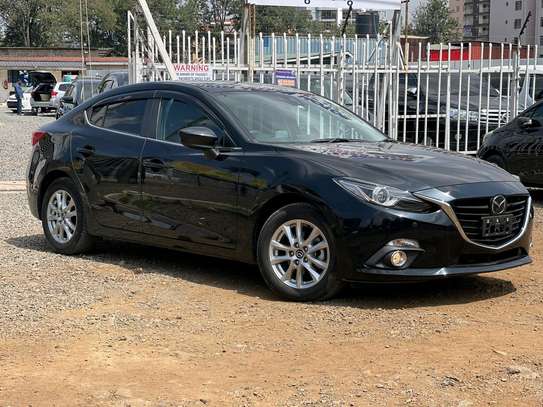 2015 Mazda axela image 3