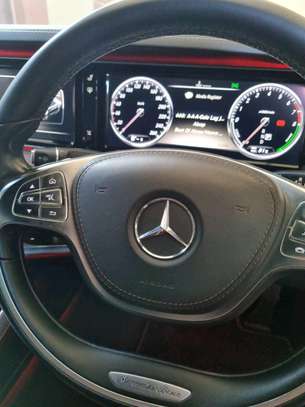 Mercedes Benz S400H Year 2014 fully loaded image 4
