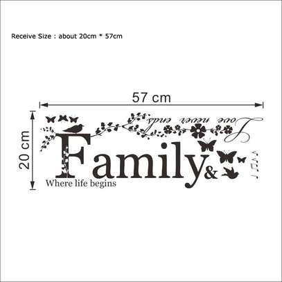 Family Love Never Ends Quote Vinyl Wall Sticker image 4