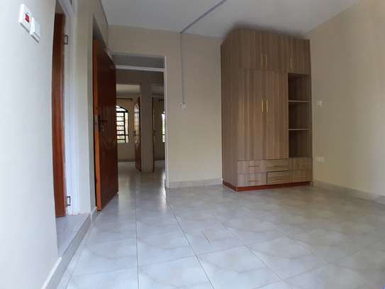 affordable 3 bedroom townhouse karen kerarapon image 3