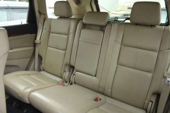 Jeep Cherokee Diesel 2011 100,000 Kms image 11