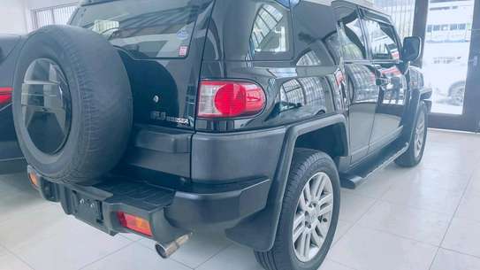 Toyota fj cruiser 2017model image 5