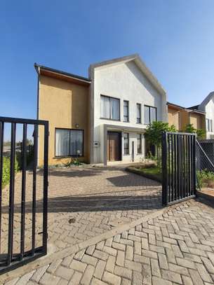 4 Bed Townhouse with En Suite at Parliament Road image 13