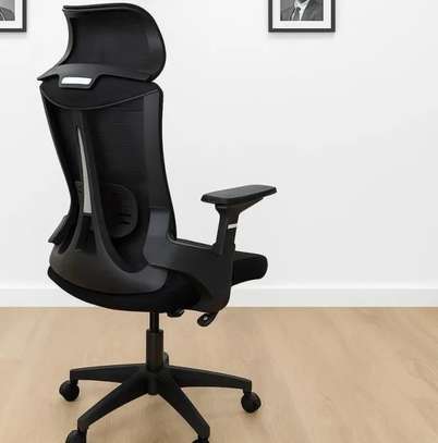Office Chair: Ergonomic Designed Office Chair image 2