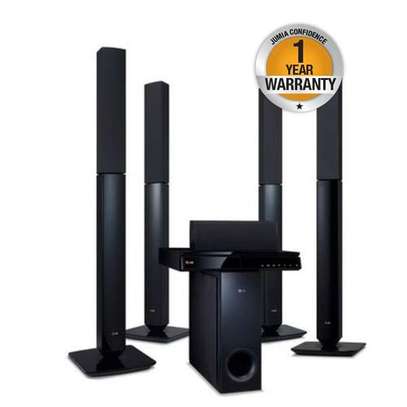 LG LHD-457 - 330W 5.1Ch Home Theatre System - Black image 1