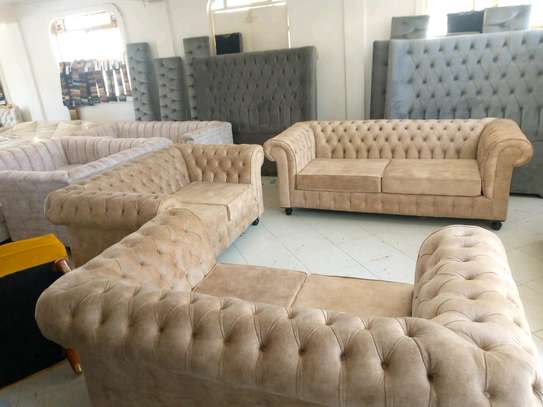 7 seater Chesterfield 3+2+2 rolled arms Sofa set image 1