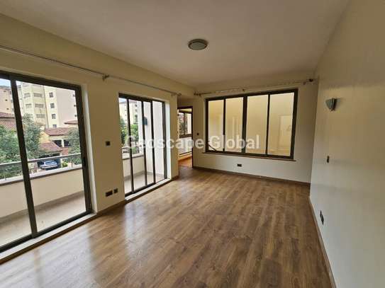 4 Bed Townhouse with En Suite in Kileleshwa image 13