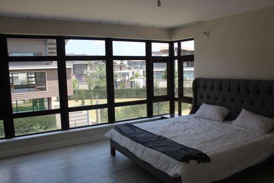 4 bedroom house for rent in Langata Area image 14