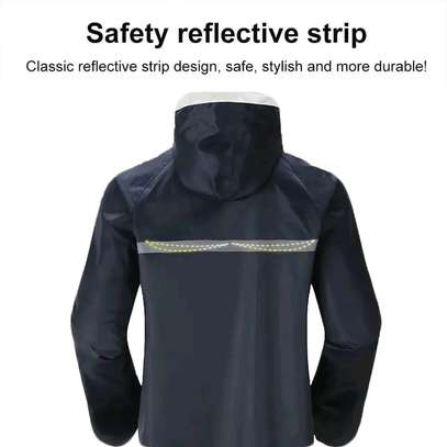 Adult raincoat with cap image 2