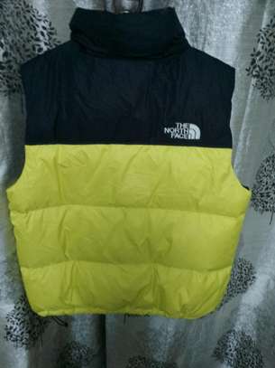 Puff north face jacket image 2