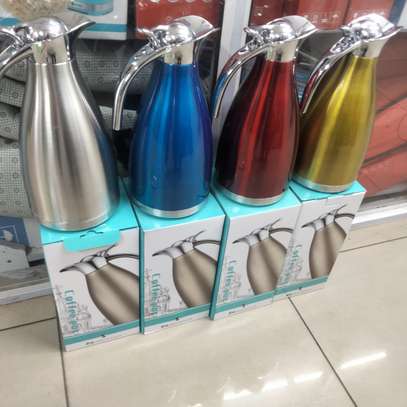 unbreakable flasks, capacity 2 litres image 1