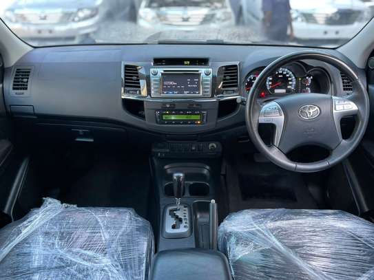 Toyota fortuner image 6
