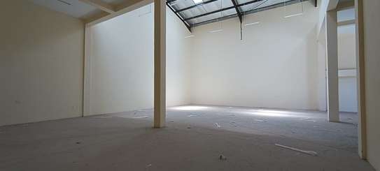 6,000 ft² Warehouse with Parking in Ruiru image 6