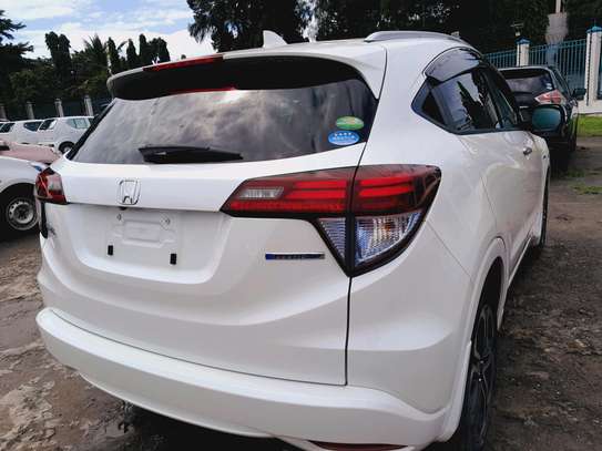 Honda Vezel-hybrid white 2016 image 3