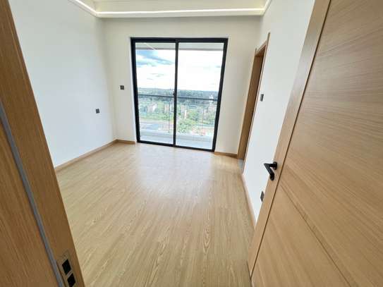 2 Bed Apartment with En Suite in Lavington image 8