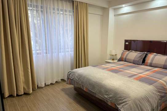 2 Bed Apartment with En Suite in Riverside image 5