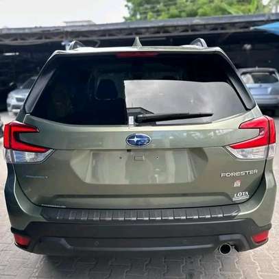 Subaru Forester SK9 green 2018 image 10