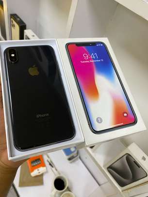 iPhone X 256GB image 2