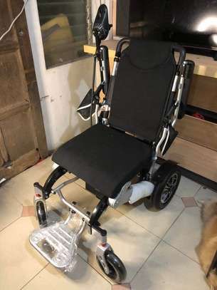 Foldable ELECTRIC POWER WHEELCHAIR PRICE IN KENYA BEST PRICE image 4