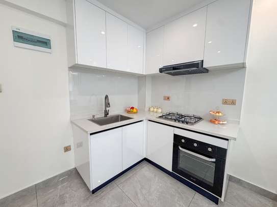 Serviced 1 Bed Apartment with Swimming Pool in Kileleshwa image 5