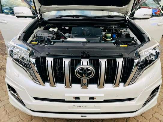Toyota Prado TZG on special offer image 12