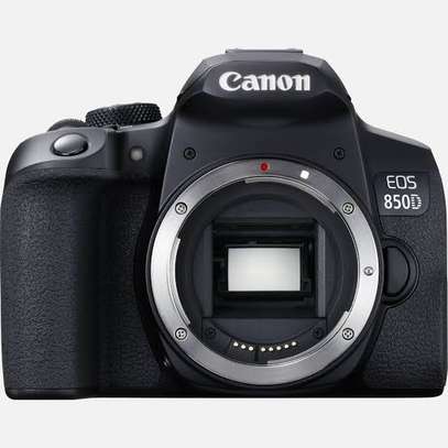 Canon EOS 850D EF-S 18-55mm is Kit image 1