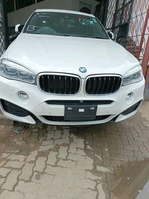 BMW  X6 image 5