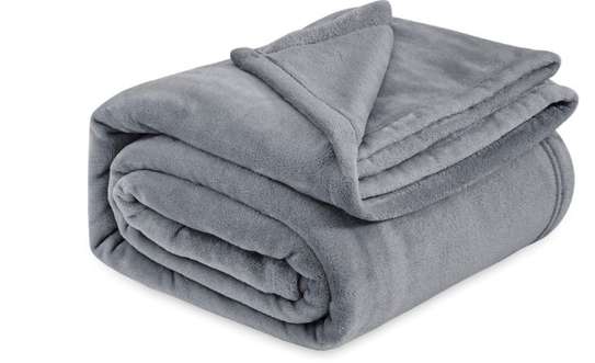 Soft woven Fleece Throw Blankets image 1